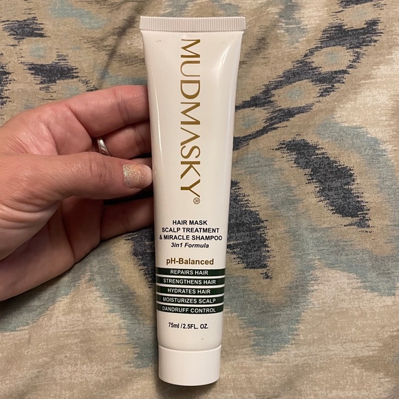 Mudmasky 3-in-1 Hair Mask, Scalp Treatment & Miracle Shampoo - Picture 1 of 4